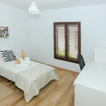 Casa Berkana Con Piscina *